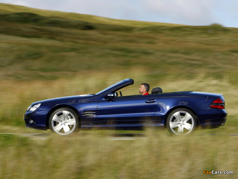 Mercedes-Benz SL 500 Sports Package UK-spec (R230) 2005–08 wallpapers (800 x 600)
