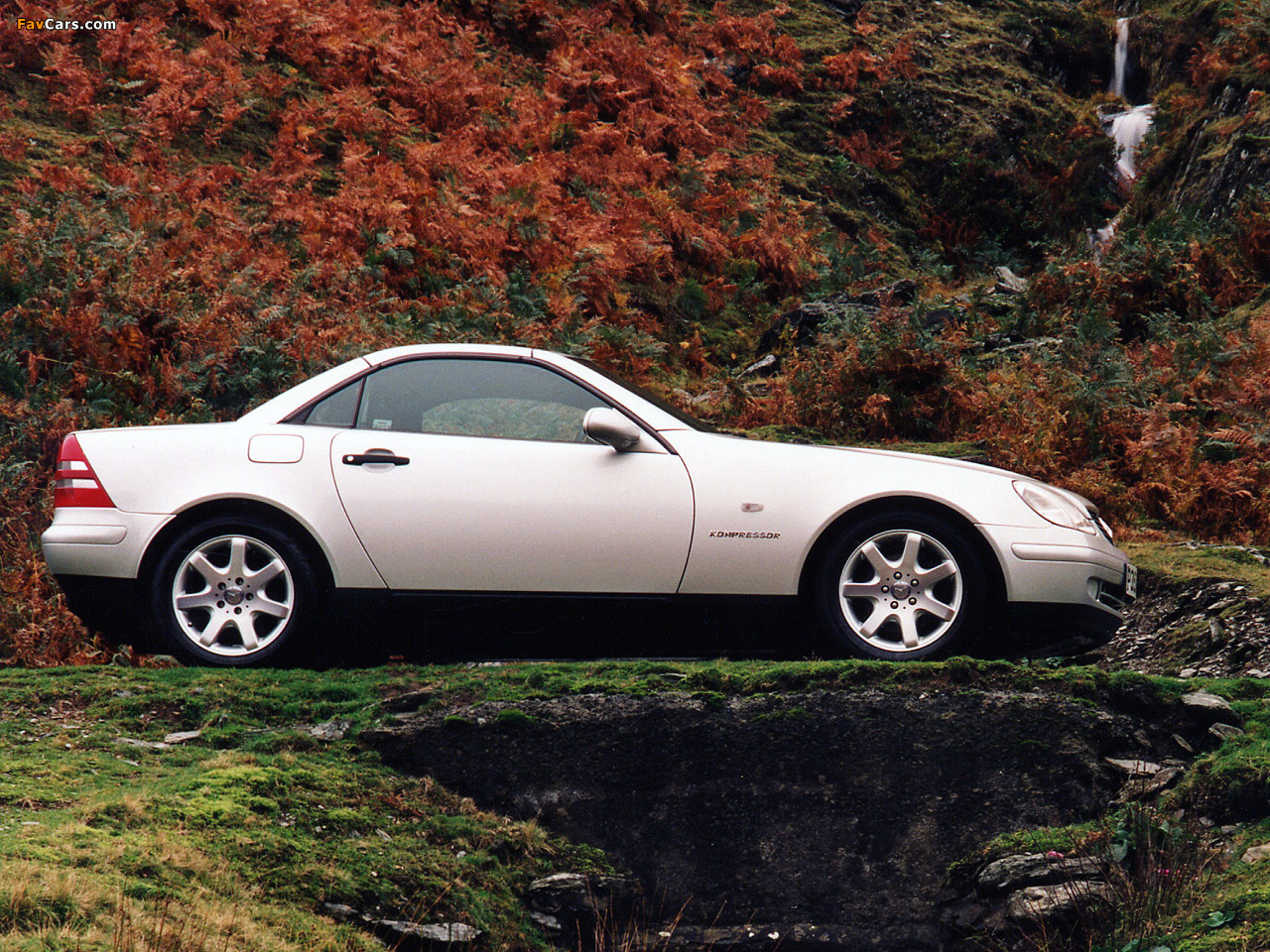 Images of Mercedes-Benz SLK 230 Kompressor UK-spec (R170) 1996–2000 (1280 x 960)