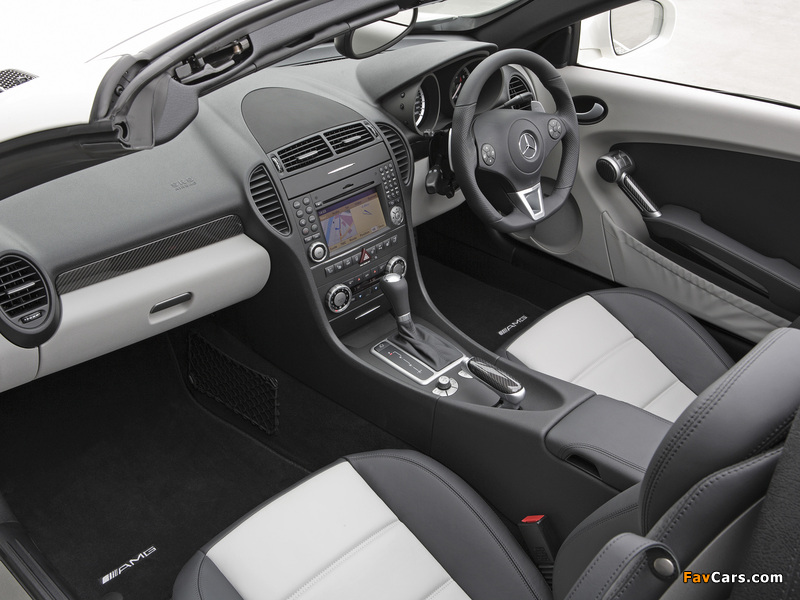 Images of Mercedes-Benz SLK 55 AMG AU-spec (R171) 2008–11 (800 x 600)