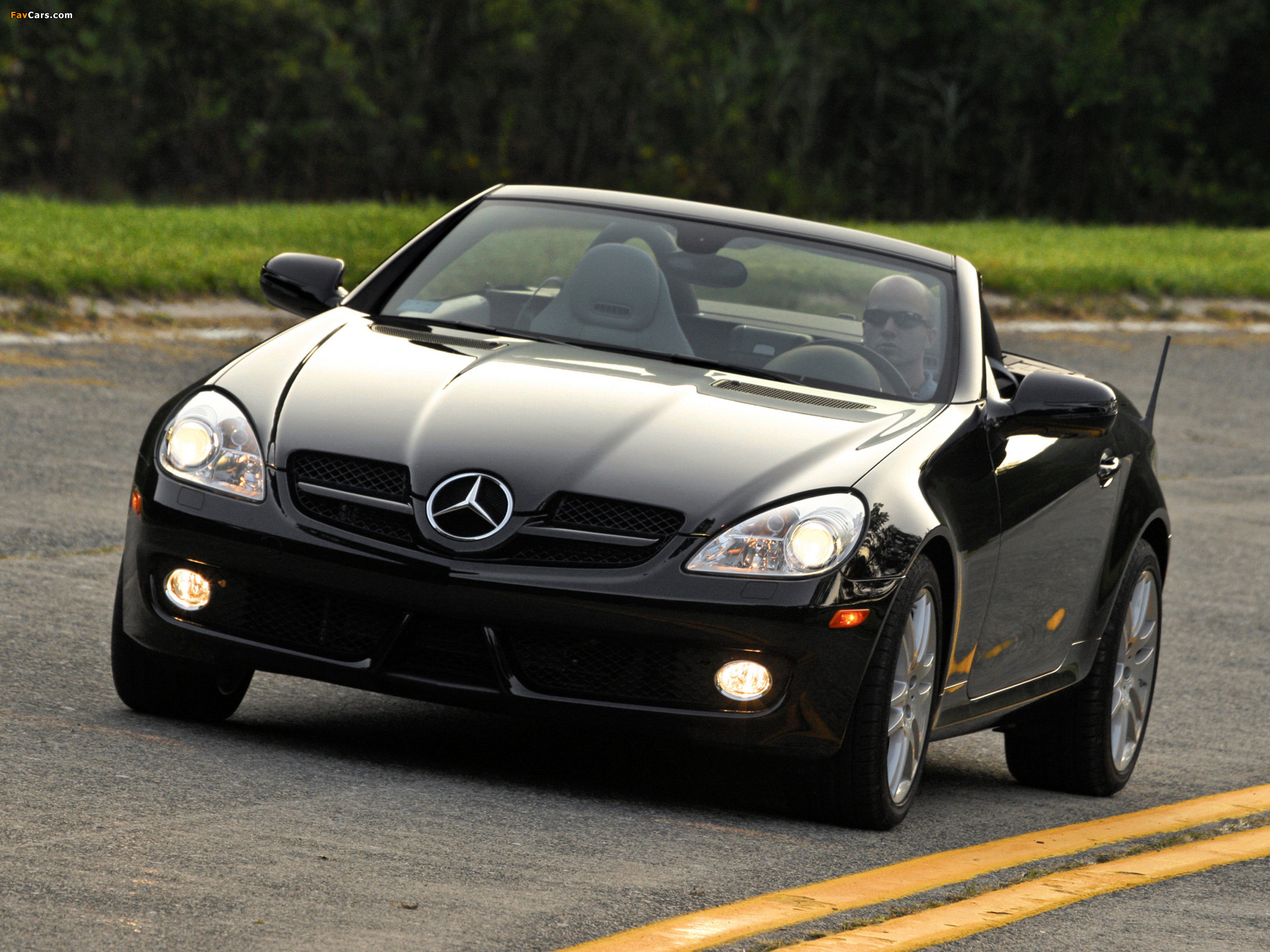 Images of Mercedes-Benz SLK 300 US-spec (R171) 2009–11 (2048 x 1536)