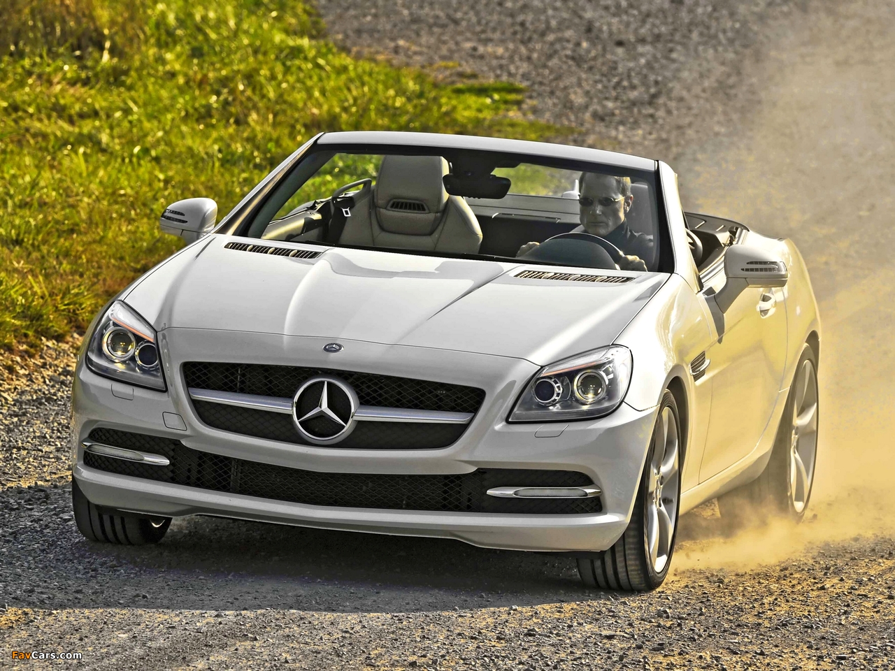Images of Mercedes-Benz SLK 350 US-spec (R172) 2011 (1280 x 960)
