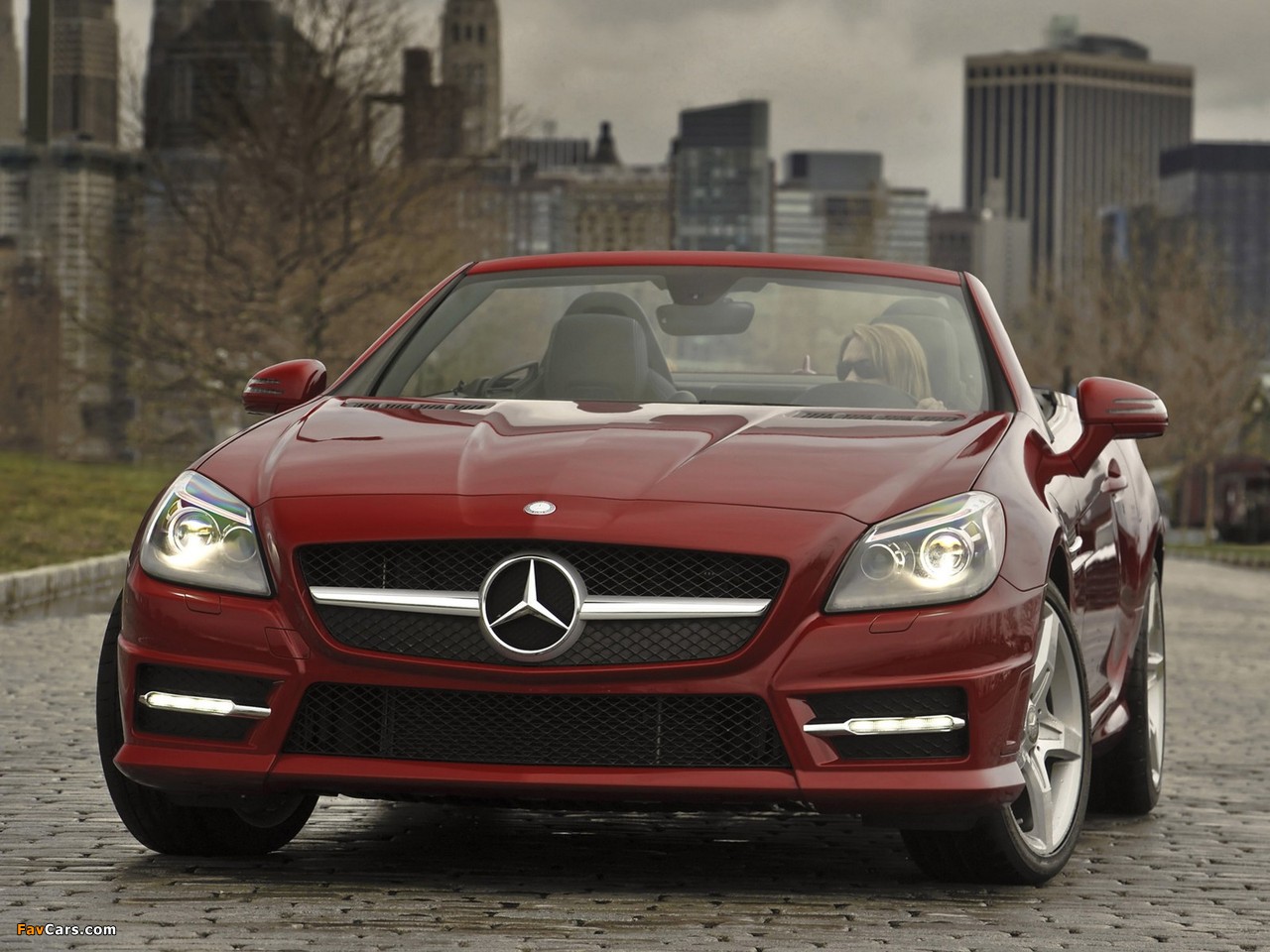 Images of Mercedes-Benz SLK 350 AMG Sports Package US-spec (R172) 2011 (1280 x 960)