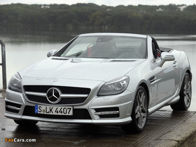 Images of Mercedes-Benz SLK 250 CDI AMG Sports Package (R172) 2011 (640 x 480)