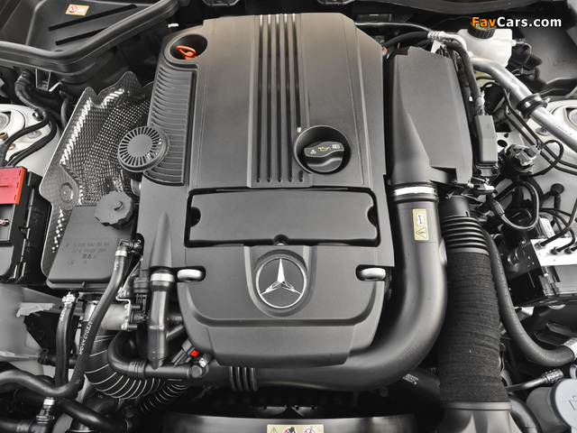Images of Mercedes-Benz SLK 250 AMG Sports Package US-spec (R172) 2011 (640 x 480)