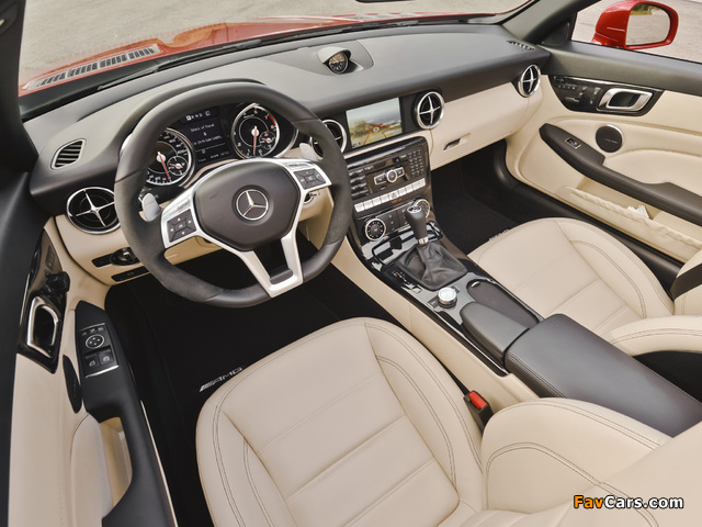Images of Mercedes-Benz SLK 55 AMG US-spec (R172) 2012 (640 x 480)