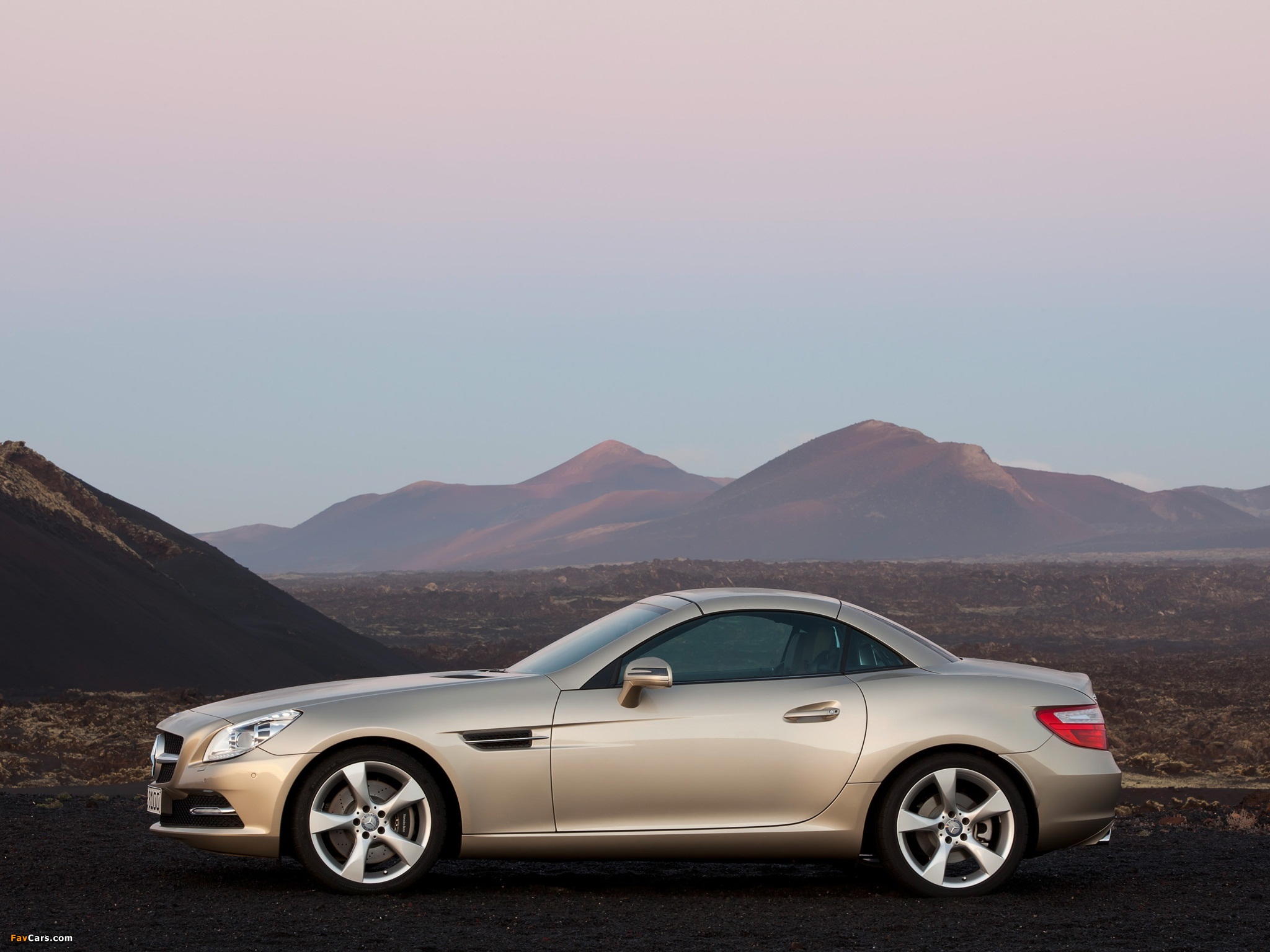 Mercedes-Benz SLK 350 (R172) 2011 pictures (2048 x 1536)