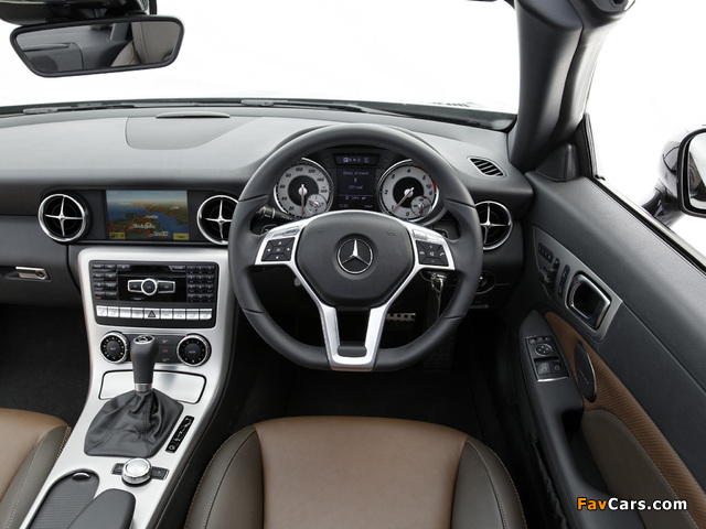 Mercedes-Benz SLK 250 CDI AMG Sports Package UK-spec (R172) 2012 images (640 x 480)