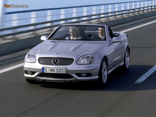 Photos of Mercedes-Benz SLK 32 AMG (R170) 2001–04 (640 x 480)