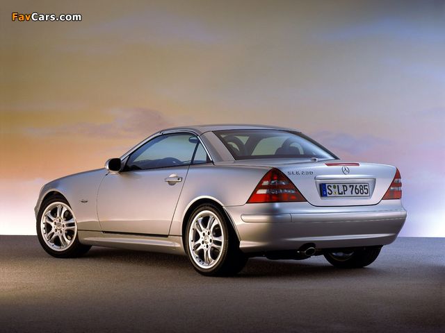 Photos of Mercedes-Benz SLK 230 Final Edition (R170) 2003 (640 x 480)