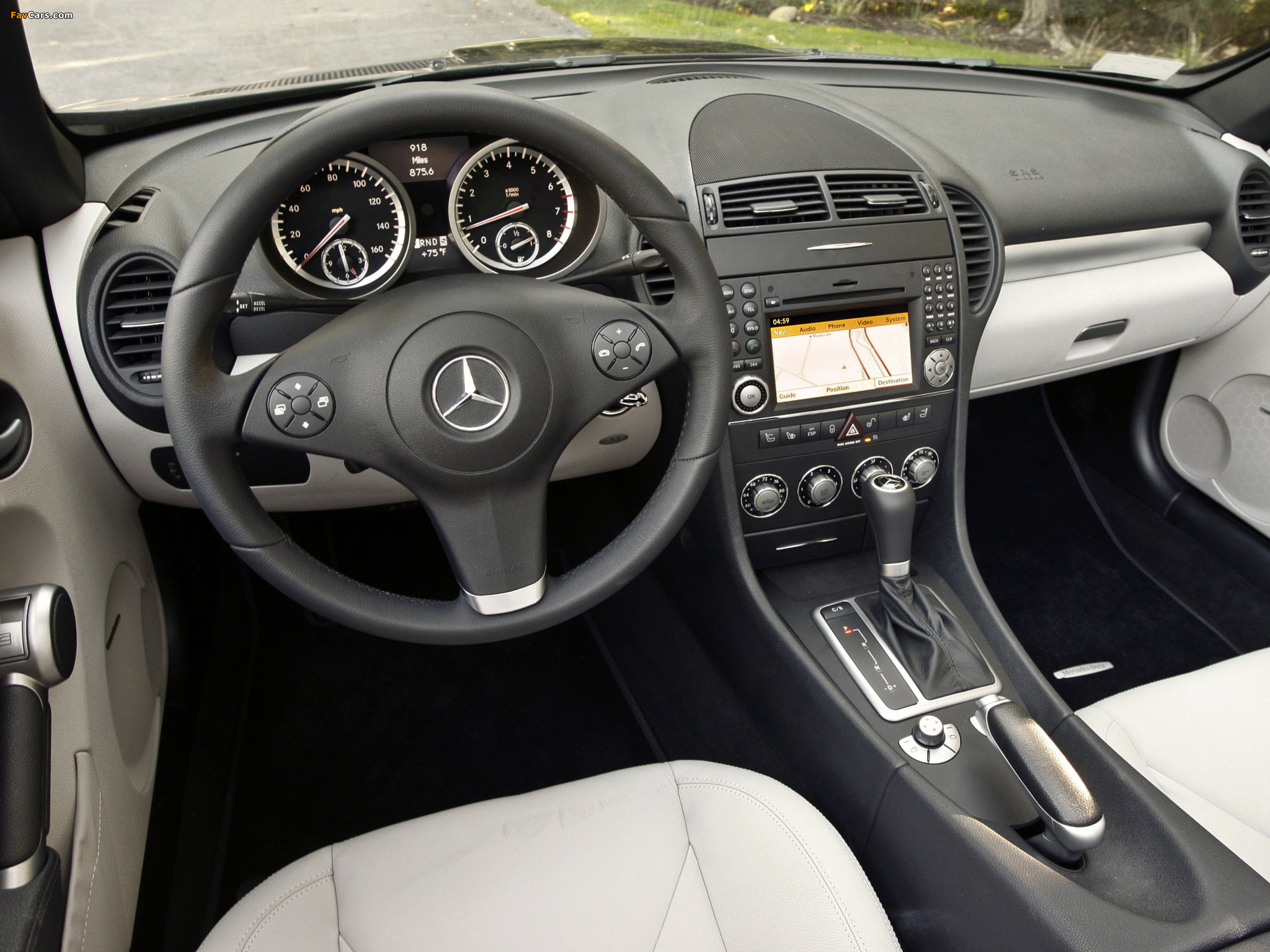 Photos of Mercedes-Benz SLK 300 US-spec (R171) 2009–11 (2048 x 1536)