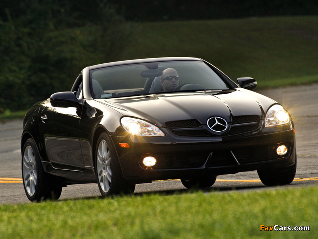 Photos of Mercedes-Benz SLK 300 US-spec (R171) 2009–11 (640 x 480)