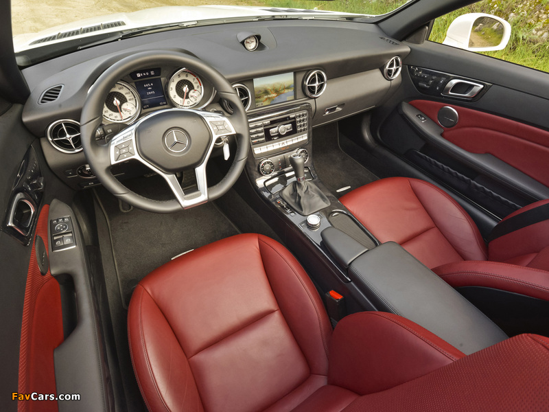 Photos of Mercedes-Benz SLK 250 AMG Sports Package US-spec (R172) 2011 (800 x 600)