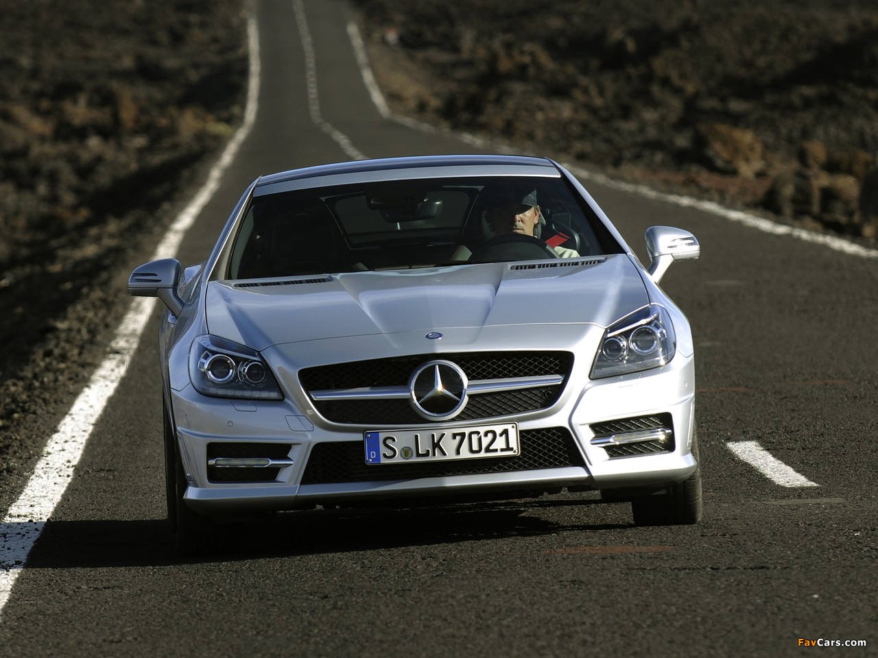 Photos of Mercedes-Benz SLK 250 AMG Sports Package (R172) 2011 (1280 x 960)
