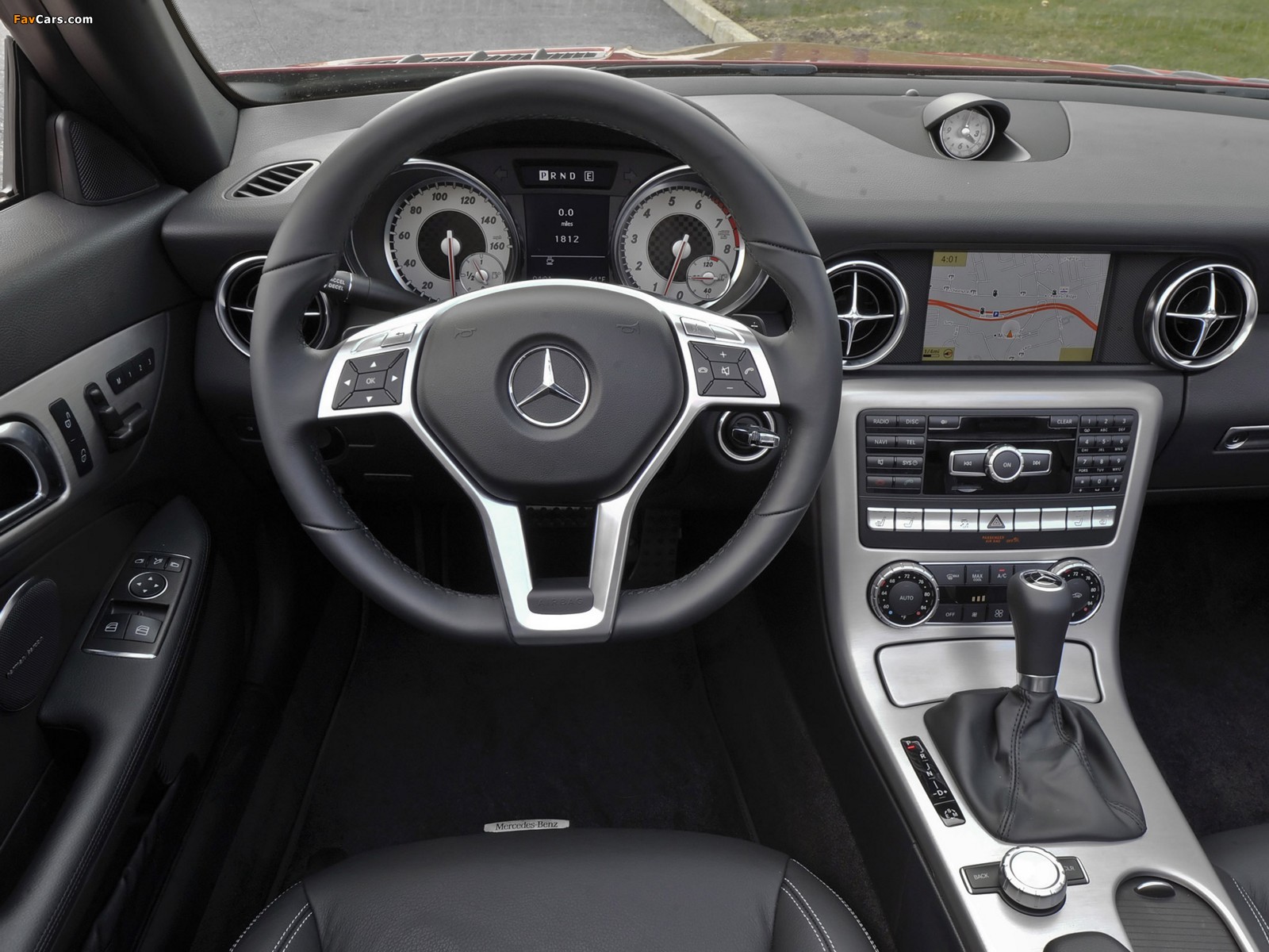 Photos of Mercedes-Benz SLK 350 AMG Sports Package US-spec (R172) 2011 (1600 x 1200)