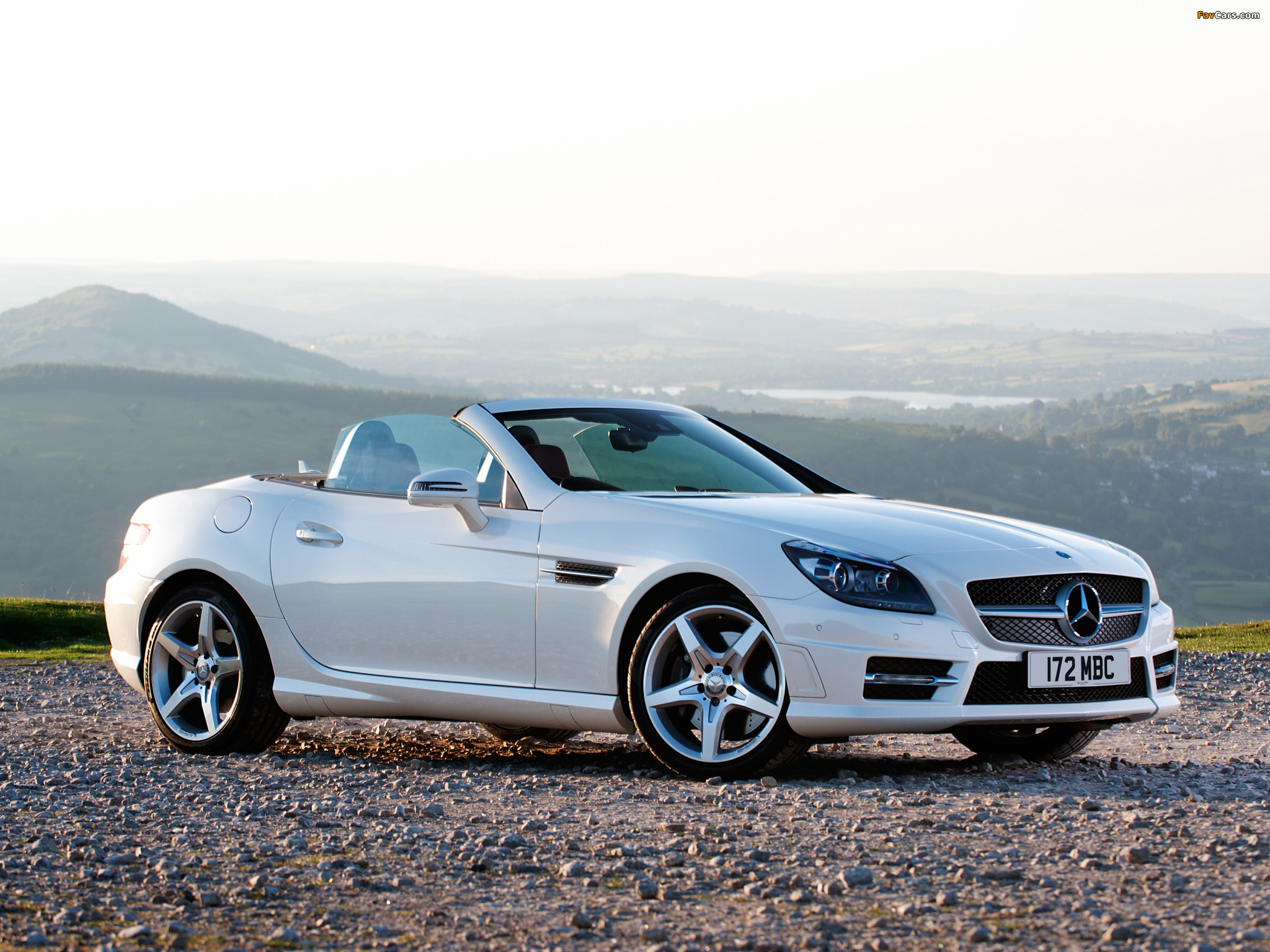 Photos of Mercedes-Benz SLK 250 AMG Sports Package UK-spec (R172) 2012 (2048 x 1536)