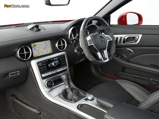 Photos of Mercedes-Benz SLK 55 AMG UK-spec (R172) 2012 (640 x 480)