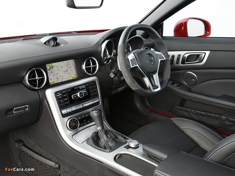 Photos of Mercedes-Benz SLK 55 AMG UK-spec (R172) 2012 (800 x 600)