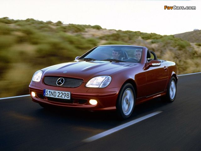 Pictures of Mercedes-Benz SLK 320 (R170) 2000–04 (640 x 480)