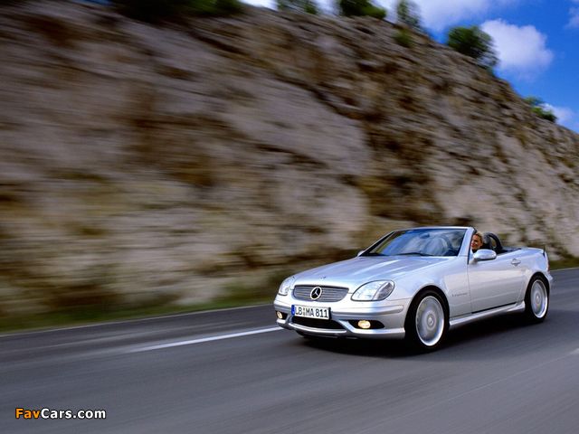 Pictures of Mercedes-Benz SLK 32 AMG (R170) 2001–04 (640 x 480)