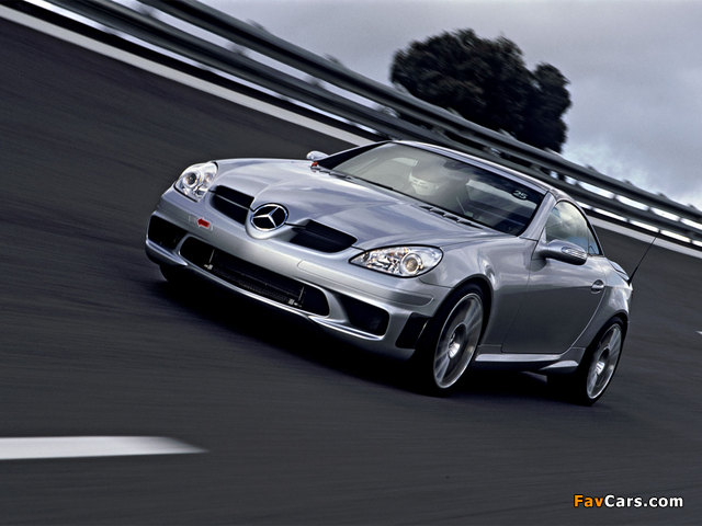 Pictures of Mercedes-Benz SLK 55 AMG Ultimate Experience Asia (R171) 2006 (640 x 480)