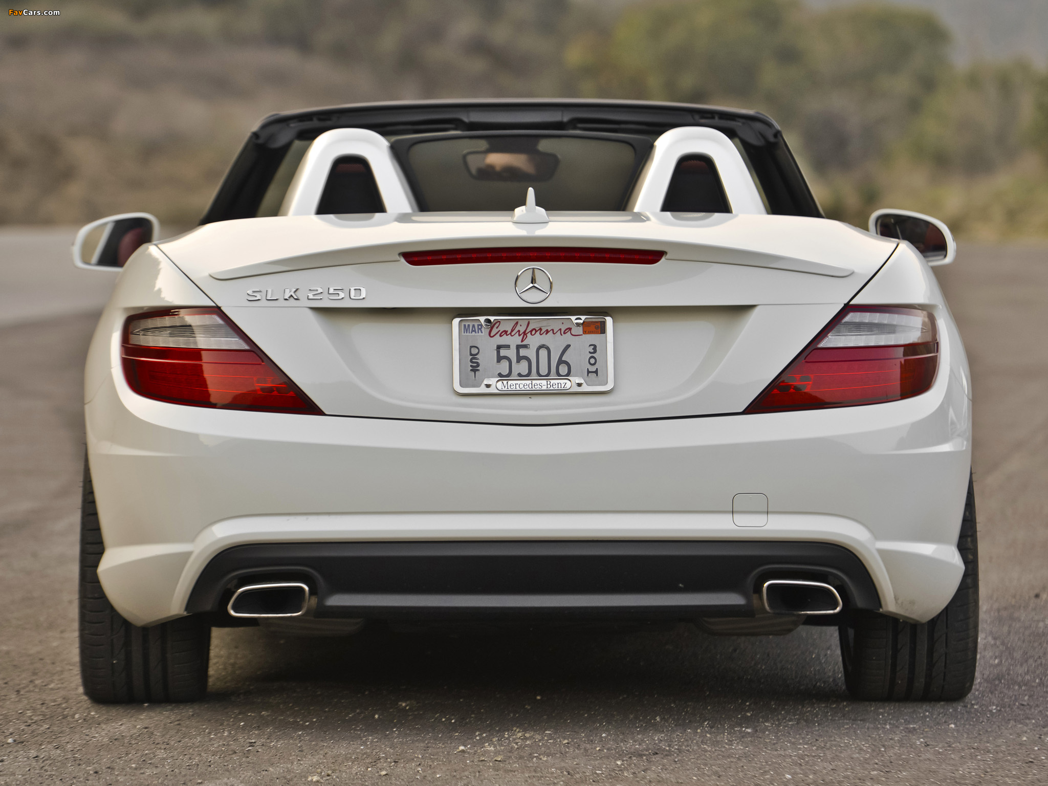 Pictures of Mercedes-Benz SLK 250 AMG Sports Package US-spec (R172) 2011 (2048 x 1536)