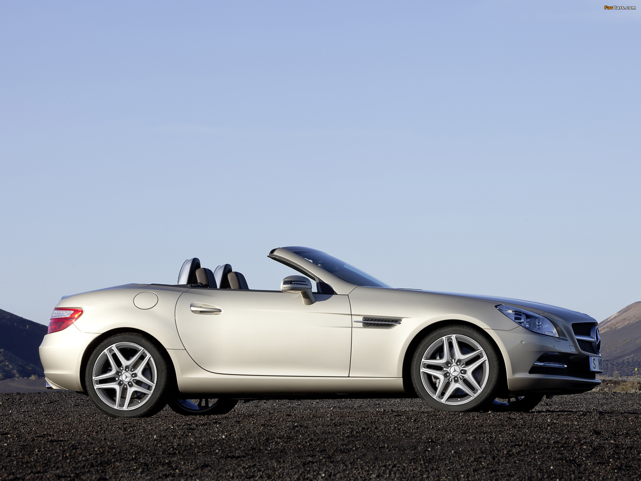 Pictures of Mercedes-Benz SLK 350 (R172) 2011 (2048 x 1536)