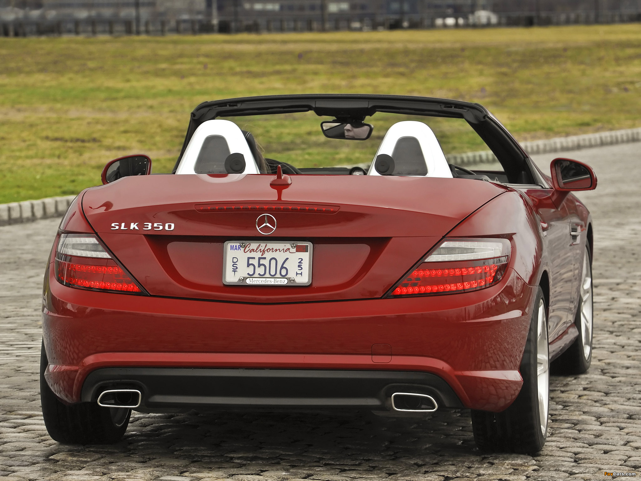Pictures of Mercedes-Benz SLK 350 AMG Sports Package US-spec (R172) 2011 (2048 x 1536)