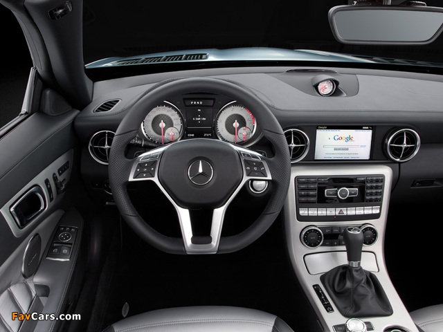 Pictures of Mercedes-Benz SLK 350 AMG Sports Package (R172) 2011 (640 x 480)