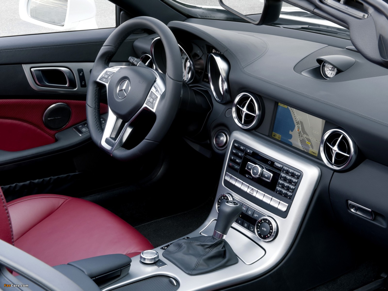 Pictures of Mercedes-Benz SLK 250 CDI AMG Sports Package (R172) 2011 (1600 x 1200)