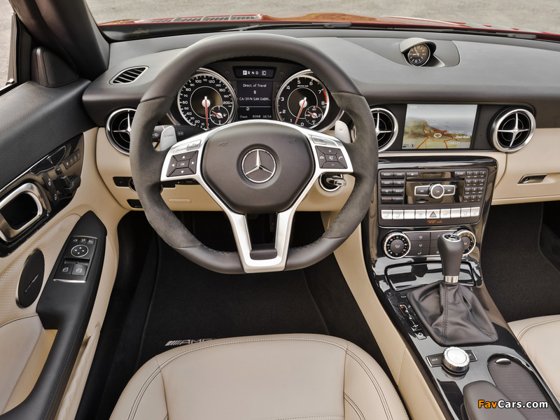 Pictures of Mercedes-Benz SLK 55 AMG US-spec (R172) 2012 (800 x 600)