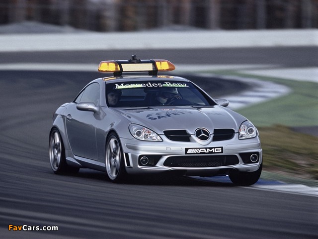 Mercedes-Benz SLK 55 AMG F1 Safety Car (R171) 2004–05 wallpapers (640 x 480)