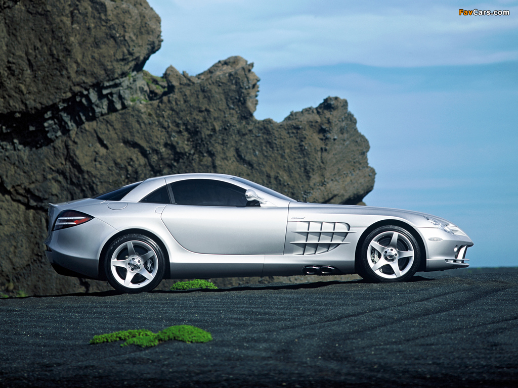 Images of Mercedes-Benz SLR McLaren (C199) 2003–07 (1024 x 768)