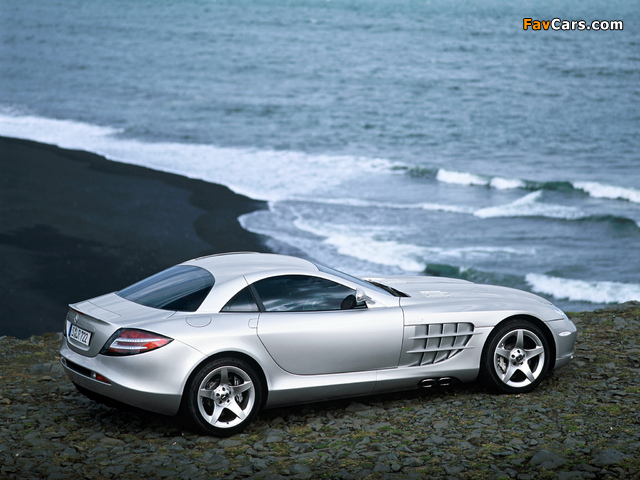 Mercedes-Benz SLR McLaren (C199) 2003–07 images (640 x 480)