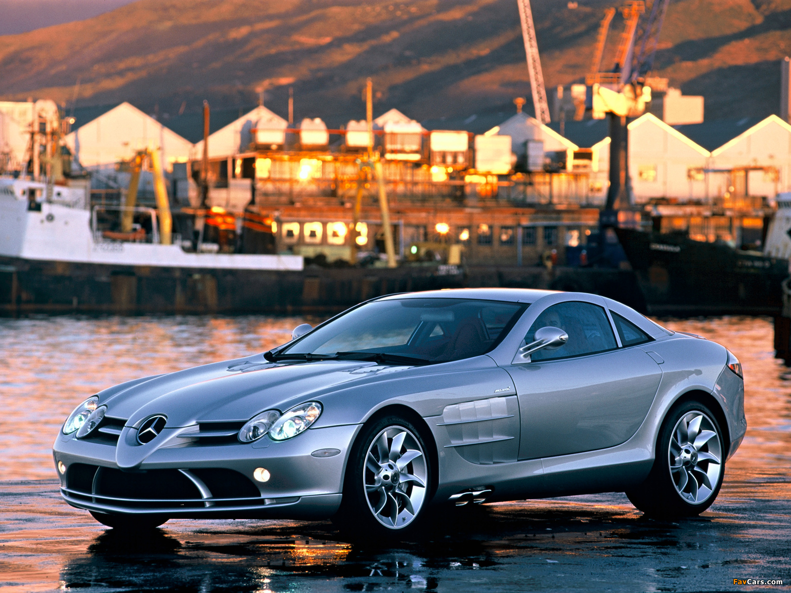 Mercedes-Benz SLR McLaren (C199) 2003–07 images (1600 x 1200)