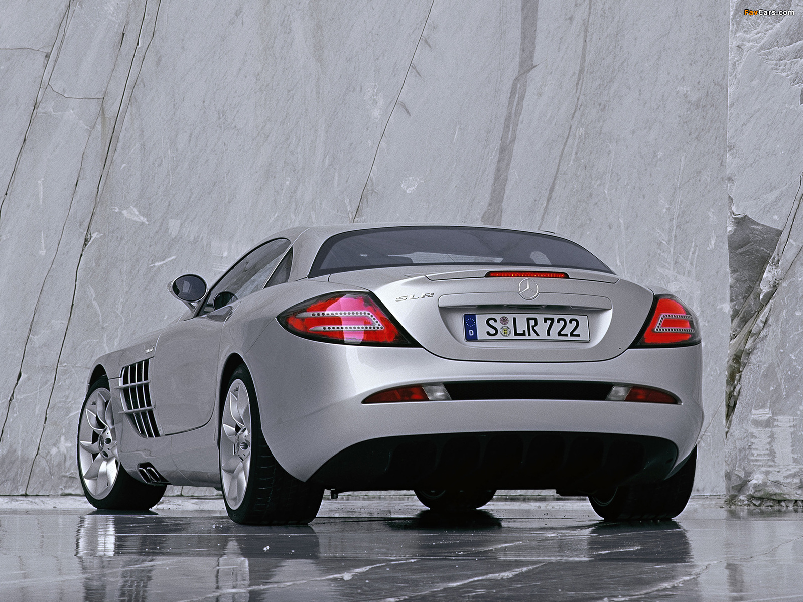 Mercedes-Benz SLR McLaren (C199) 2003–07 images (1600 x 1200)