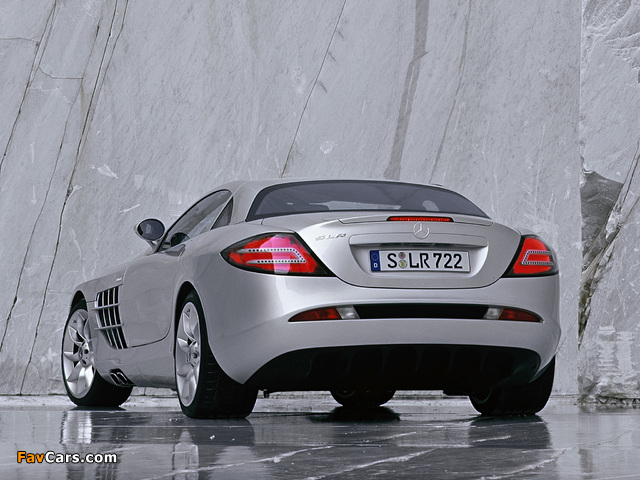 Mercedes-Benz SLR McLaren (C199) 2003–07 images (640 x 480)