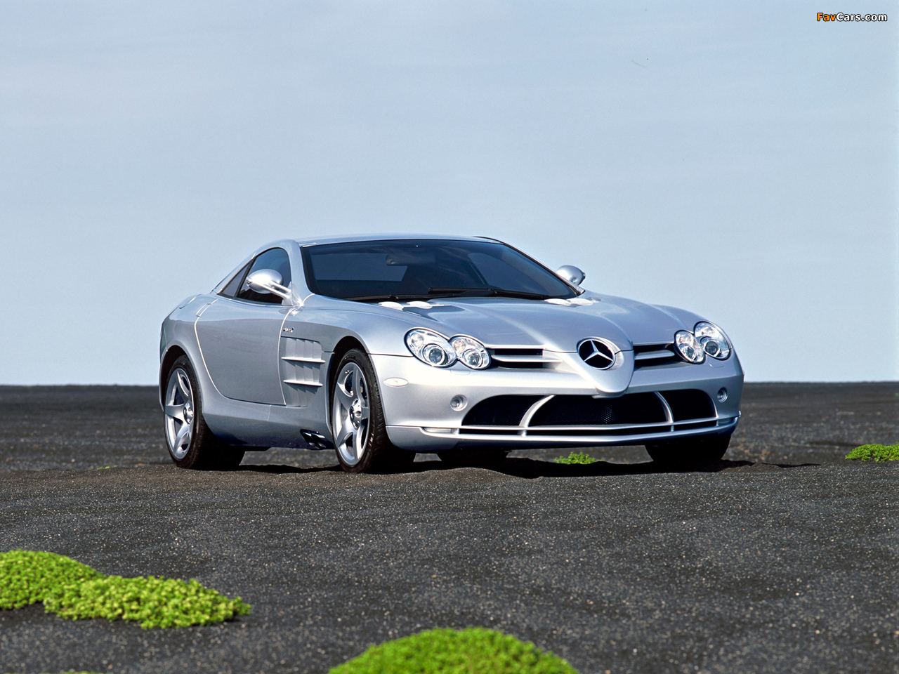 Mercedes-Benz SLR McLaren (C199) 2003–07 pictures (1280 x 960)