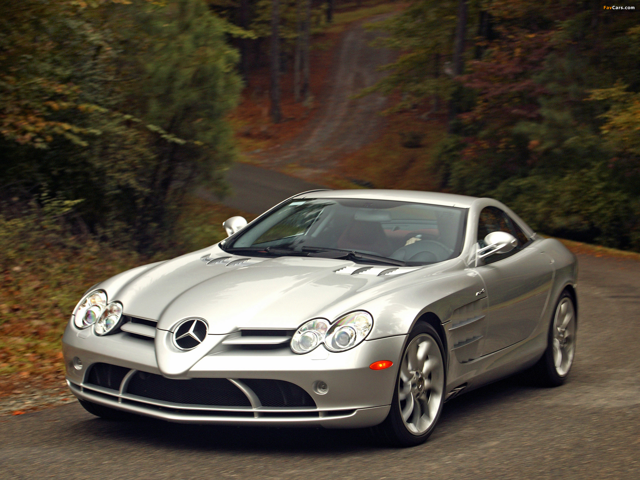 Mercedes-Benz SLR McLaren US-spec (C199) 2004–07 images (2048 x 1536)