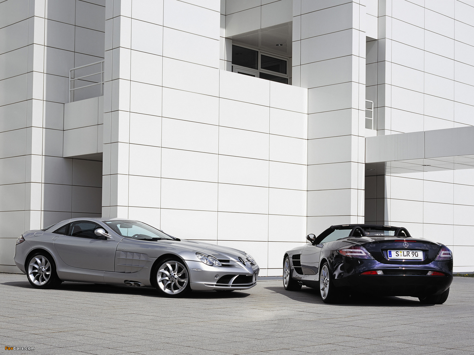 Mercedes-Benz SLR pictures (1600 x 1200)