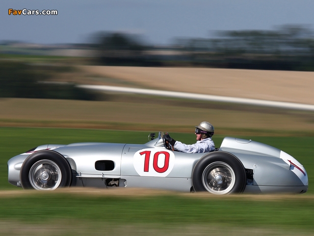 Photos of Mercedes-Benz 300SLR (W196R) 1954–55 (640 x 480)