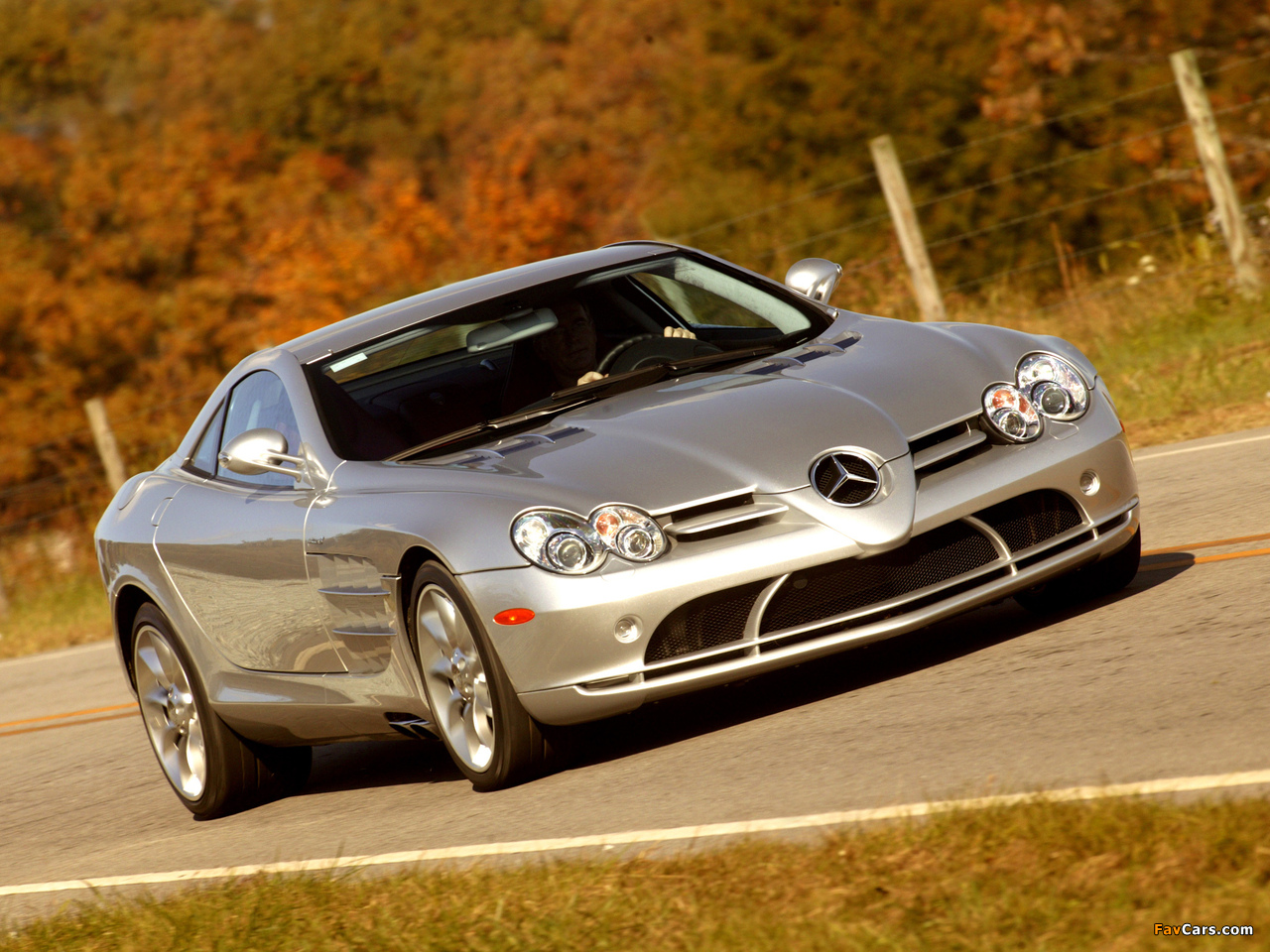 Photos of Mercedes-Benz SLR McLaren US-spec (C199) 2004–07 (1280 x 960)