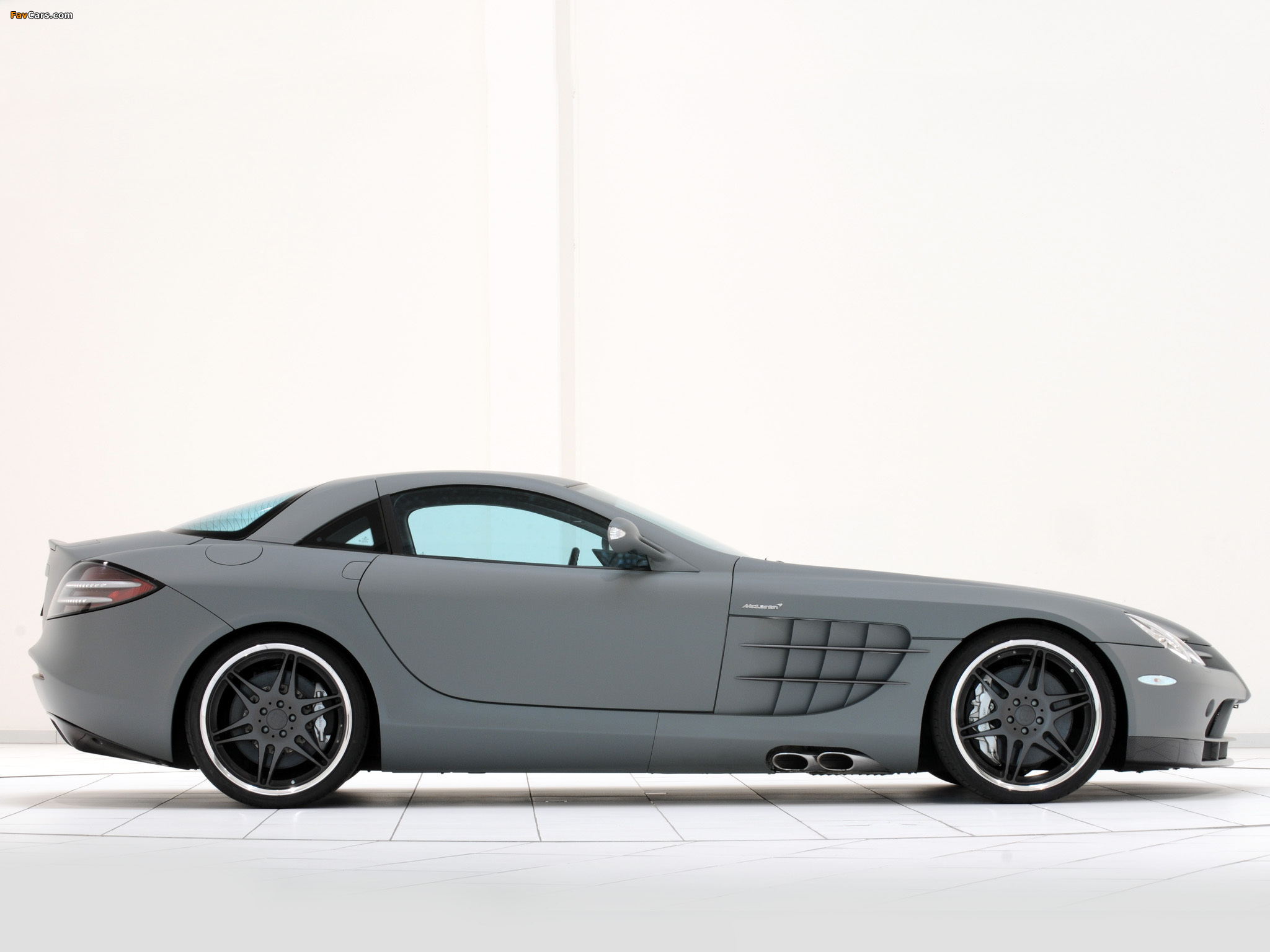 Photos of Brabus Mercedes-Benz SLR McLaren (C199) 2004–07 (2048 x 1536)