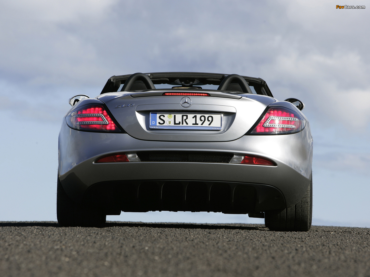 Photos of Mercedes-Benz SLR McLaren Roadster (R199) 2007–09 (1280 x 960)