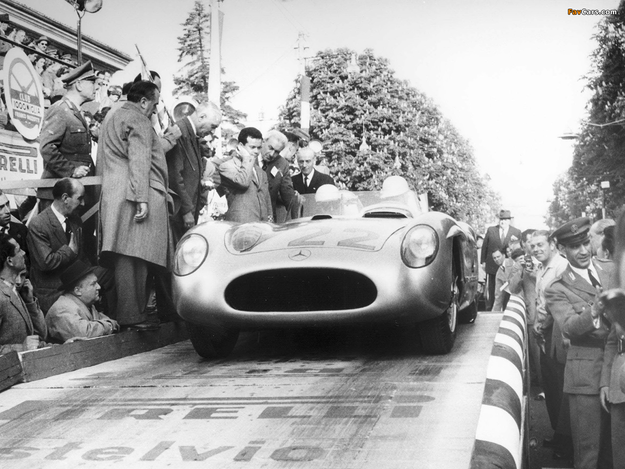 Pictures of Mercedes-Benz 300SLR Mille Miglia (W196S) 1955 (1280 x 960)