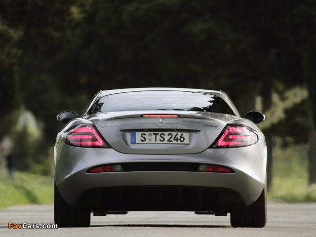 Pictures of Mercedes-Benz SLR McLaren 722 Edition (C199) 2006 (640 x 480)