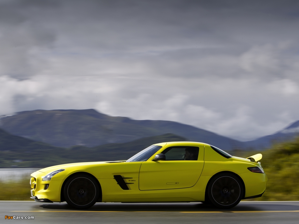 Images of Mercedes-Benz SLS 63 AMG E-Cell Prototype (C197) 2010 (1024 x 768)