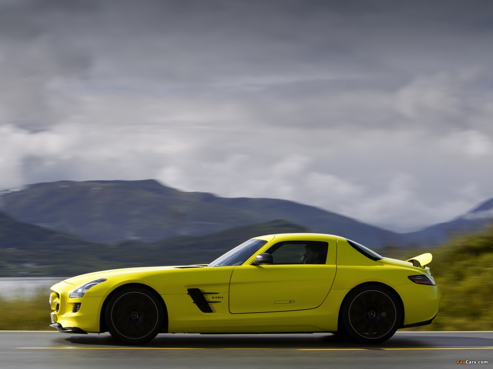 Images of Mercedes-Benz SLS 63 AMG E-Cell Prototype (C197) 2010 (1600 x 1200)