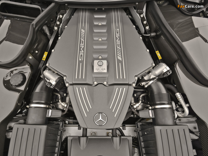 Images of Mercedes-Benz SLS 63 AMG GT US-spec (C197) 2012 (800 x 600)