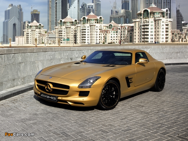 Mercedes-Benz SLS 63 AMG Desert Gold (C197) 2010 photos (640 x 480)