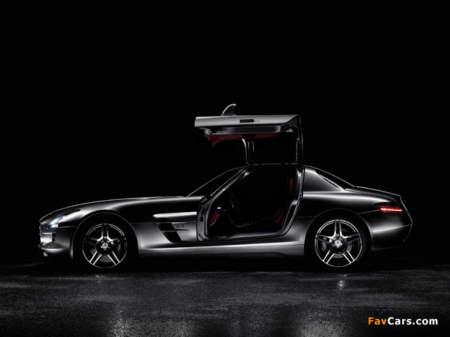 Mercedes-Benz SLS 63 AMG (C197) 2010 photos (640 x 480)